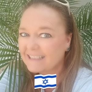 Meet your Posher, Karla